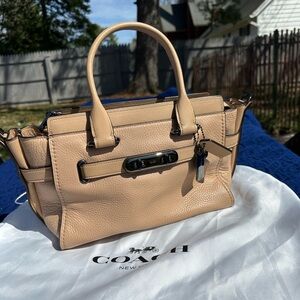 Coach 87296 Beechwood Satchel Pebble Leather Swagger